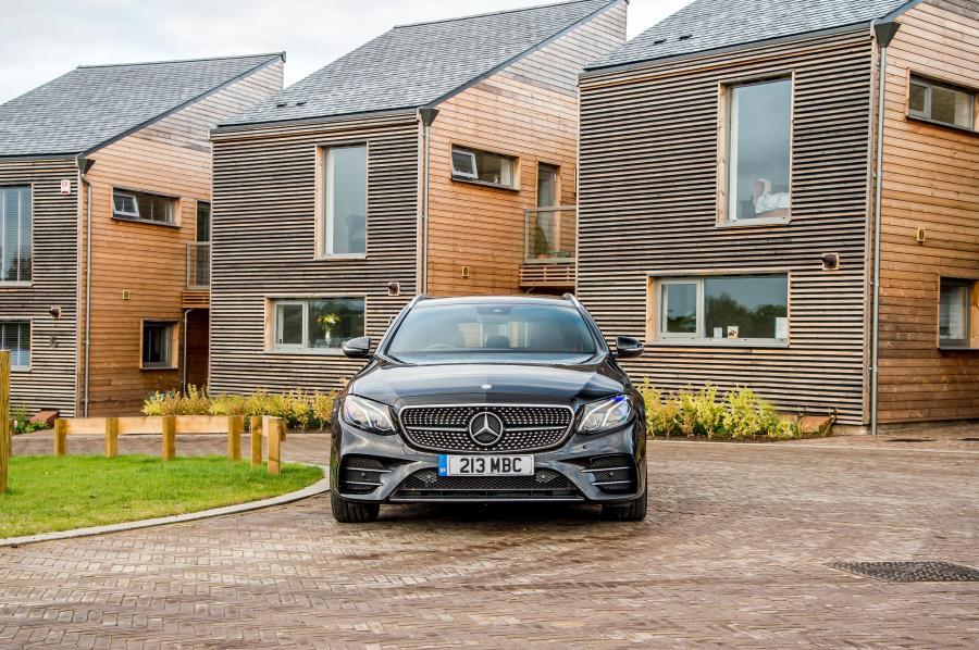 Mercedes-AMG E43 4Matic Estate 2016 года  (UK) (фото 18 из 30)